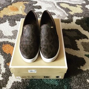 MICHAEL KORS KEATON SLIP ON